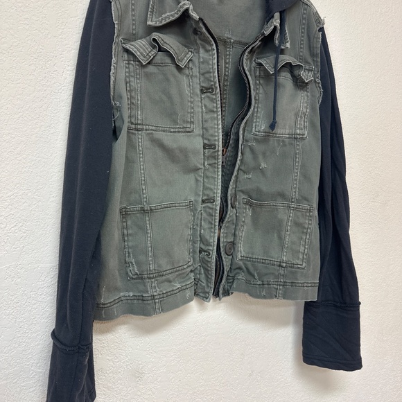 Free People (Flawed) womans hoodie jacket size M - Picture 3 of 6